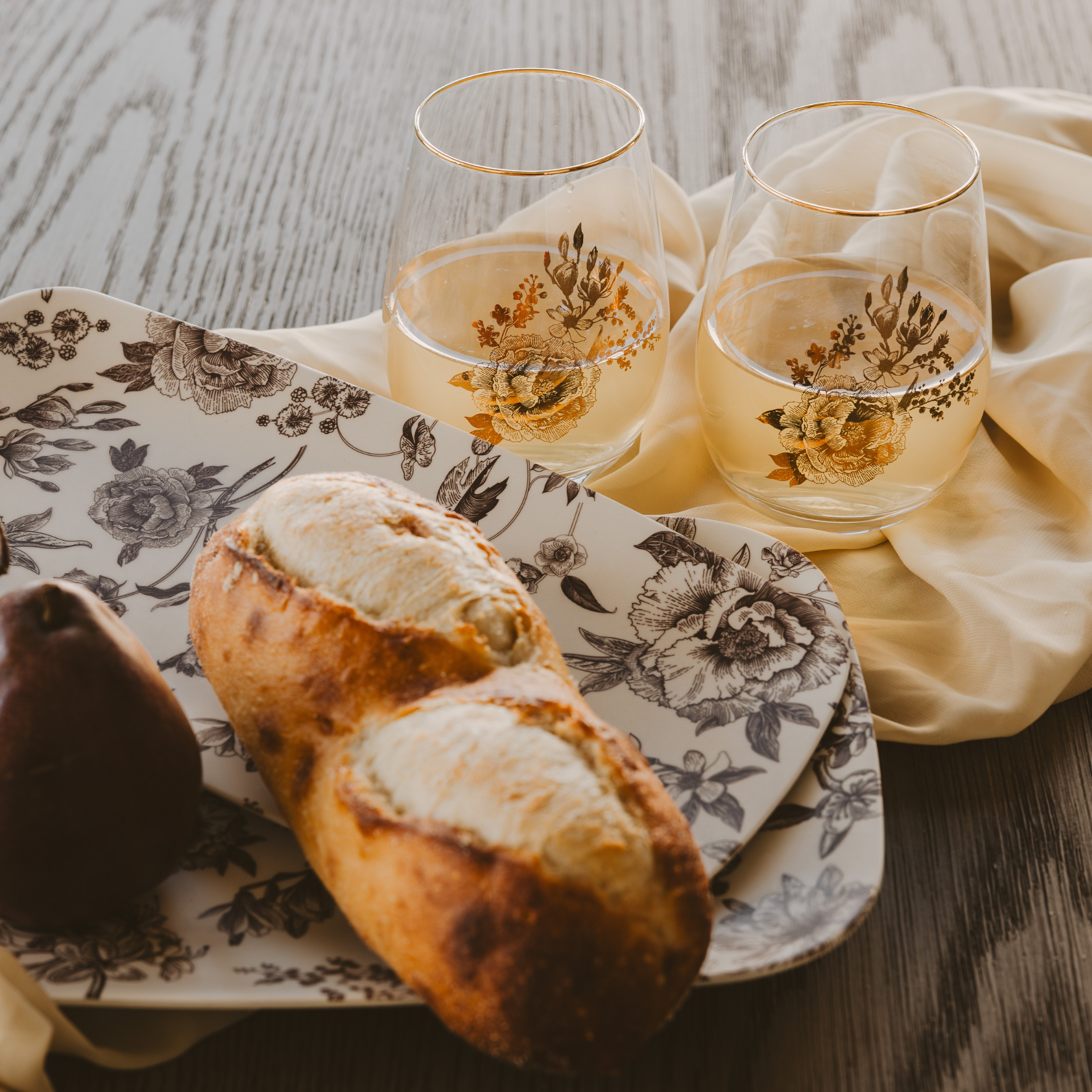 Brown Delft Stacking Melamine Trays (Set of 2)