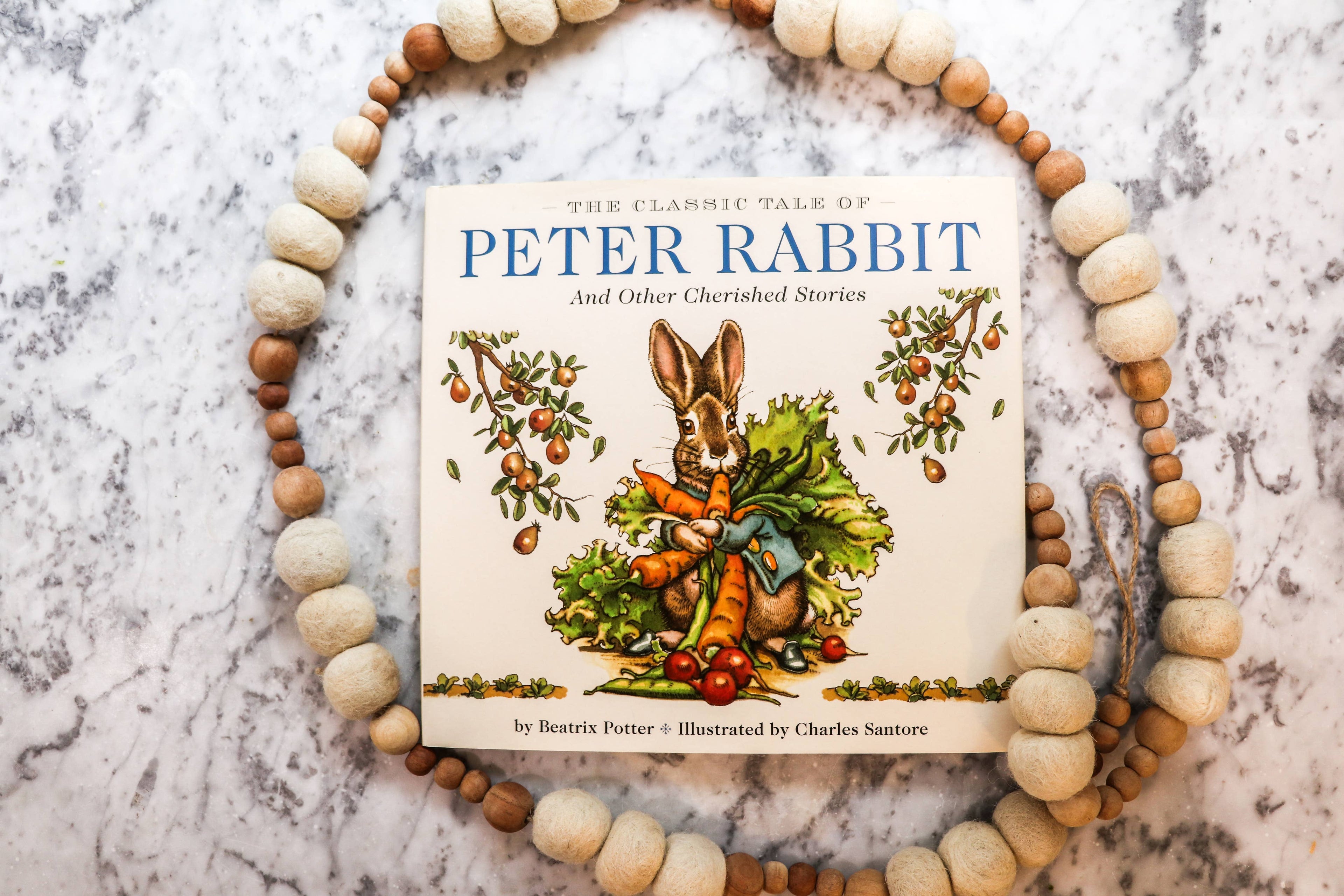 The Classic Tale of Peter Rabbit Hardcover: The Classic Ed