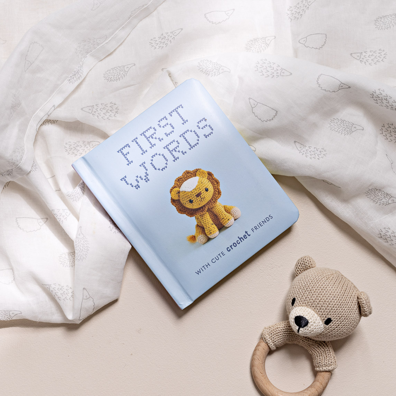 First Words with Cute Crochet Friends (Baby Board Book)